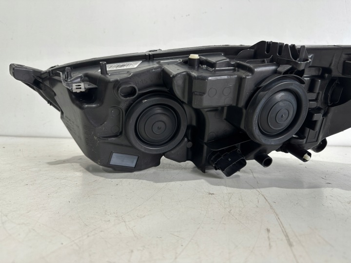 FORD MONDEO 5 V ES7313W029ED PHARE AVANT AVANT DROITE EUROPE ORIGINE