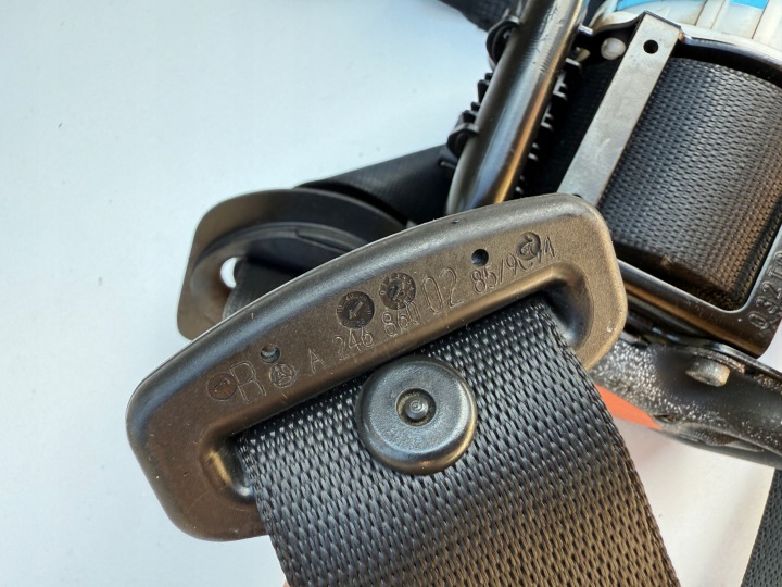 CEINTURES DE SÉCURITÉ AVANT ARRIÈRE DROIT GAUCHE ENSEMBLE MERCEDES W246