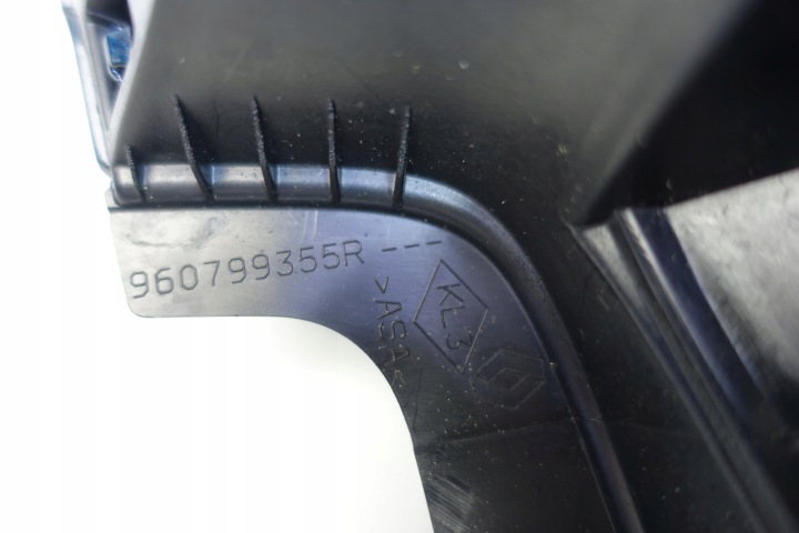SPOILER SPOILER COUVERCLES DE COFFRE COUVERCLES DE COFFRE RENAULT TWINGO III
