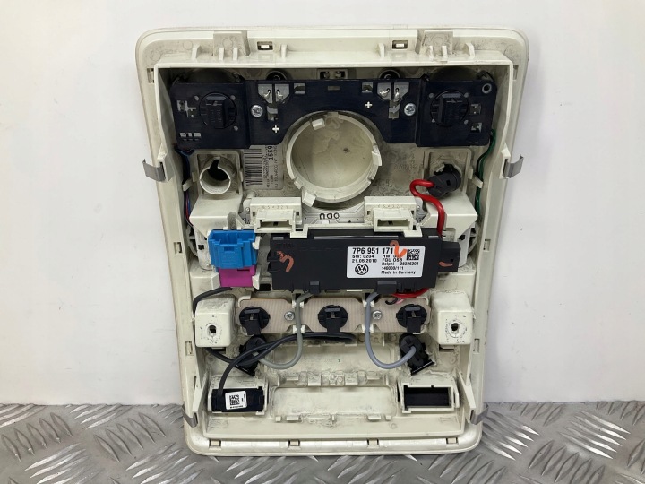2010 VOLKSWAGEN TOUAREG II AMPOULE SUFITOWA 7P6947134