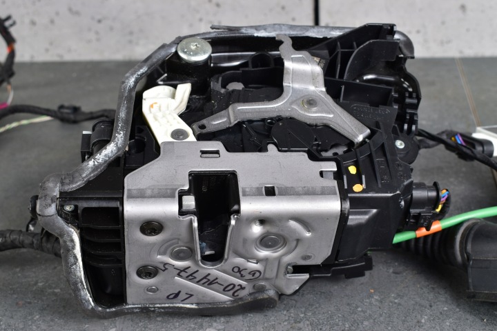 BMW 5 G30 G31 M5 F90 SERRURE SERRURES DOCIAGANIE SOFT CLOSE SOFTCLOSE