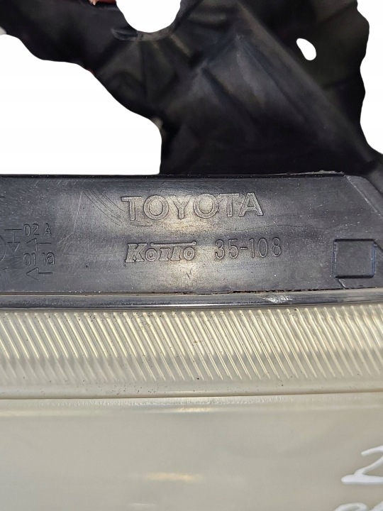 2008 TOYOTA AVENSIS T250 PROJECTEUR 35108