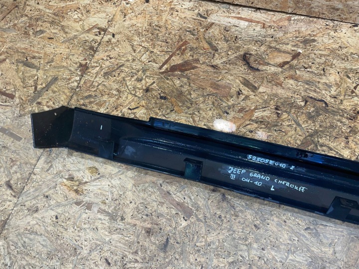 JEEP GRAND CHEROKEE III 3 04-10 MOULURE SEUIL GAUCHE REVÊTEMENT SUR SEUIL GAUCHE
