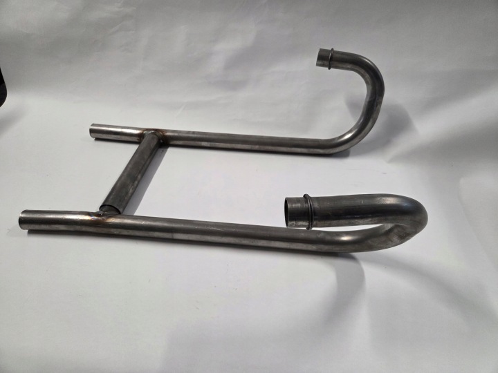 GENOUX ÉCHAPPEMENT SUROWE DNIEPR K-650 MW650