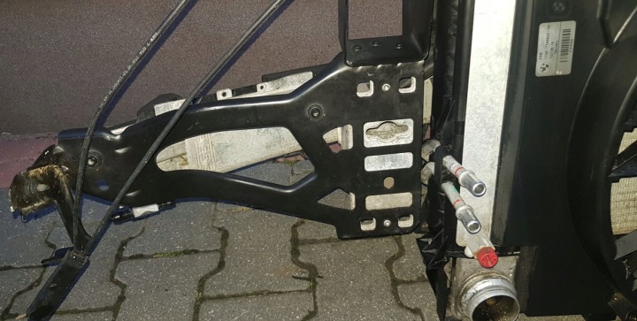 BMW 5 E60 E61 2.5 3.0 D PANNEAU AVANT RENFORCEMENT AVANT POUTRE RADIATEURS JEU
