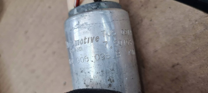 A6 C6 LIFT POMPE CARBURANTS CHÂSSIS DIESEL 2.0 TDI 8K0906095B A5 8T A4 B8