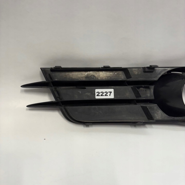 GRILLE DROITE PARE-CHOCS AVANT RADAR AUDI A6 C7 4G0807682H OE