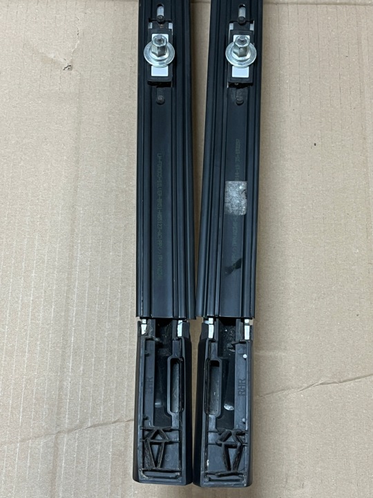 FORD FOCUS MK3 LIFT 11-18R UNIVERSEL BARRES DE TOIT TOITS CHROME ORIGINAL JEU