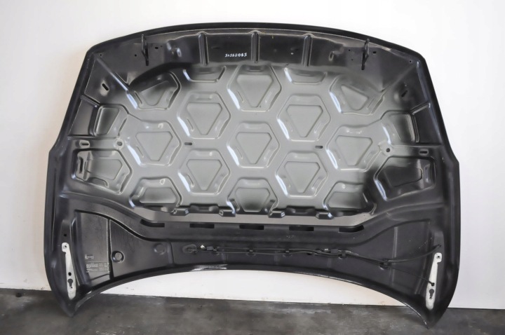 VOLVO V60 S60 II CAPOT COUVERCLE CHAMBRES MOTEUR 452-26