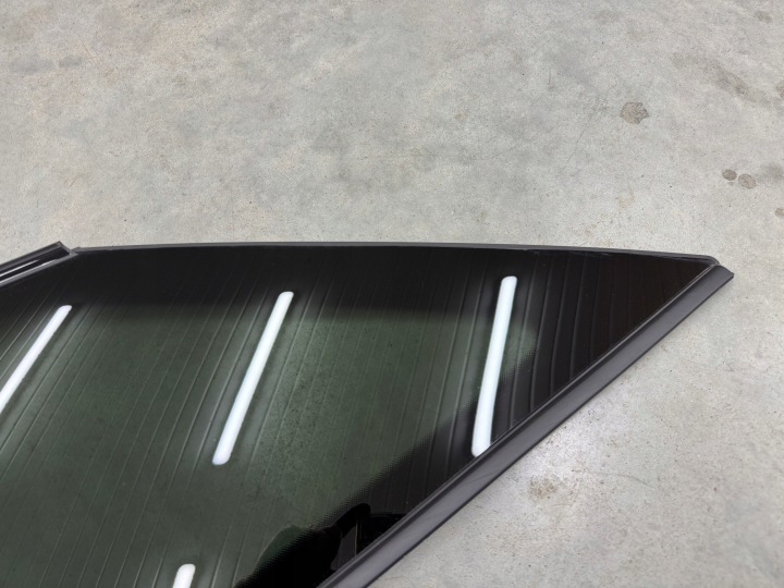 VITRE CARROSSERIE SKODA KODIAQ II LIFT 57H845297C GAUCHE GAUCHE ARRIÈRE PARFAITE 24R