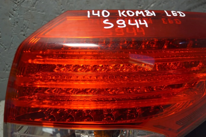 PHARE DROIT ARRIÈRE HYUNDAI I40 UNIVERSEL 92402-3Z0 S944