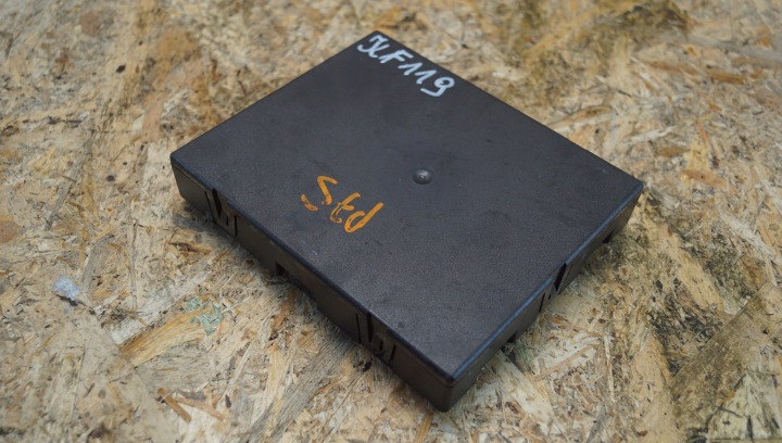 A4 B8 A5 LIFT 8K0907064HE MODULE CONFORT ORIGINAL