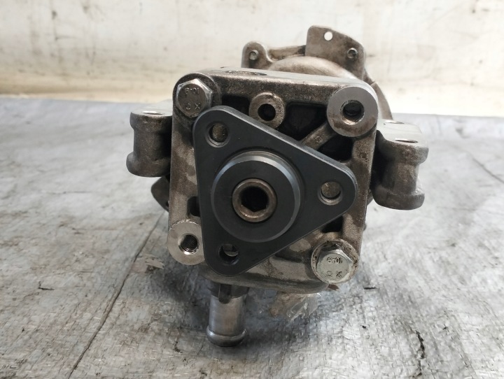 POMPE AMPLIFICATEUR BMW E46 318I 04R 3146310021