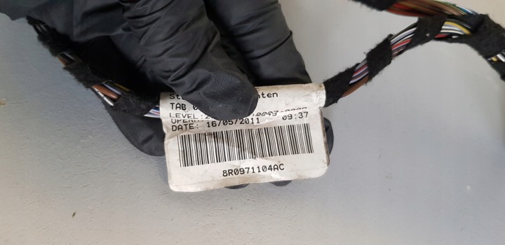 AUDI Q5 FAISCEAU DE CÂBLES INSTALLATION ÉLECTRIQUE PARE-CHOCS ARRIÈRE ARRIÈRE 8R0971104AC