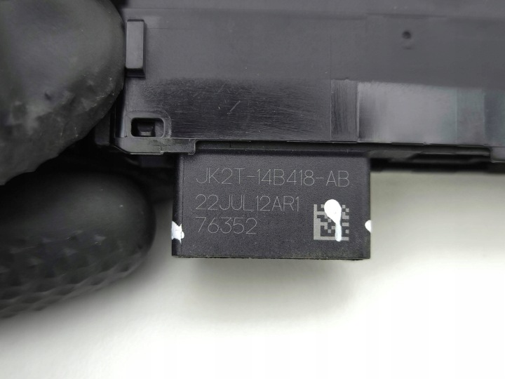 FORD KUGA III MONITEUR 2023 JK2T14B418AB