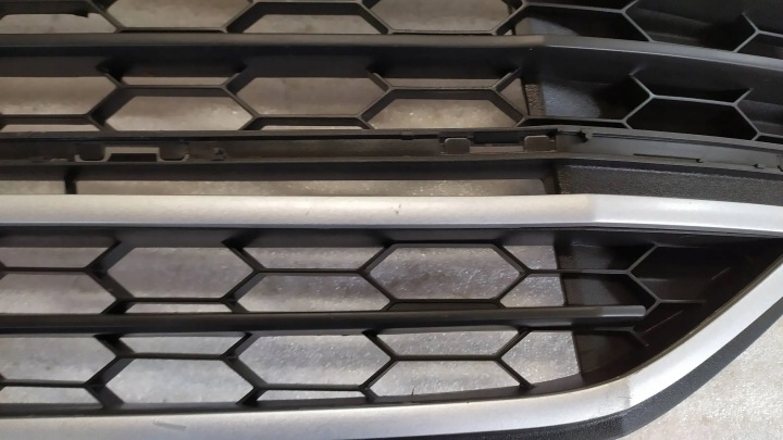 GRILLE CALANDRE FORD ECOSPORT 13-17