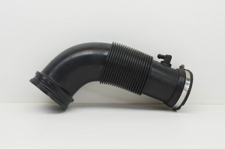 CONDUITES DE DÉRIVATION AUDI Q5 (8R) 06H129629 2016