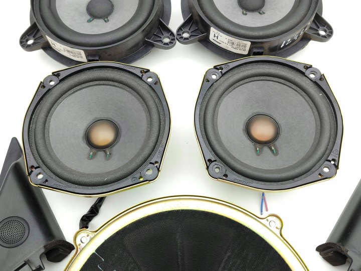 NISSAN 350Z 2004 KIT AUDIO 28156AM900