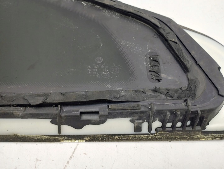 VOLKSWAGEN ARTEON 2019 GLACE LATÉRALE ARRIÈRE 3G8845298E