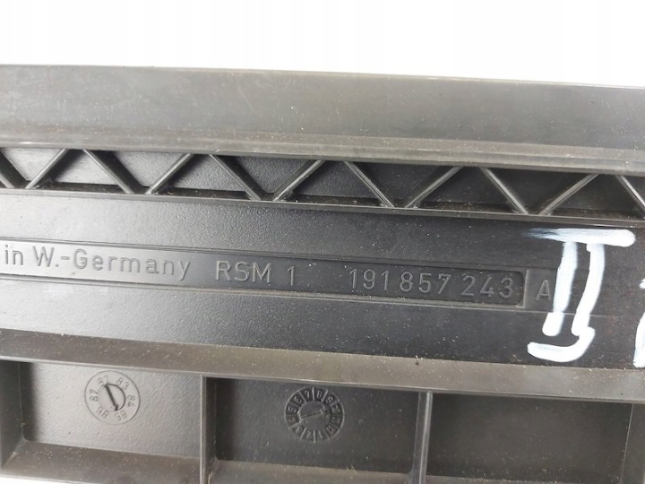 PANNEAU COMMUTATEURS CHÂSSIS DÉCOR CHÂSSIS TABLEAU DE BORD VW GOLF II MK2 (19E, 1G1)