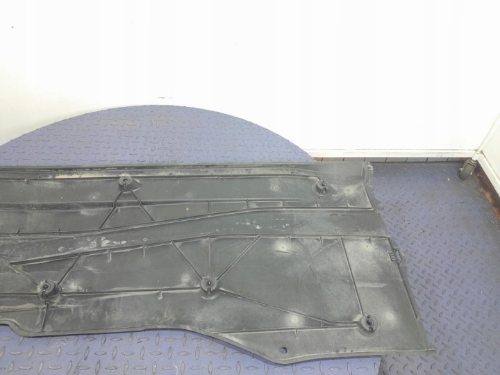 SKODA SUPERB III UNIVERSEL PROTECTION PLAQUE CHÂSSIS DROITE 3Q0825202G