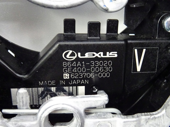 LEXUS UX 250H VOLANTE MULTIFUNKYJNA 864A1-33020 