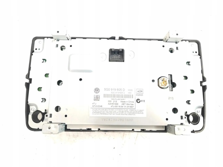 ÉCRAN NAVIGATION VW 5G0919605D 1.98L GASOLINE 2013