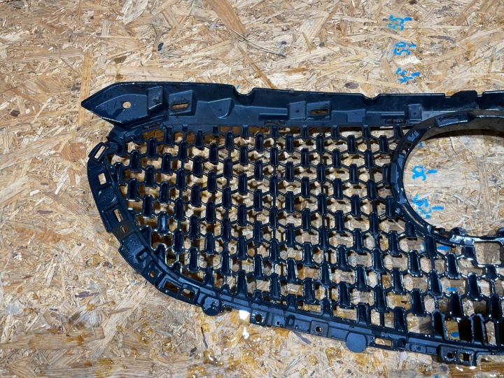 MAZDA 6 GJ III 3 LIFT 18-24 CALANDRE GRILLE GRILLE CENTRALE PARE-CHOCS AVANT