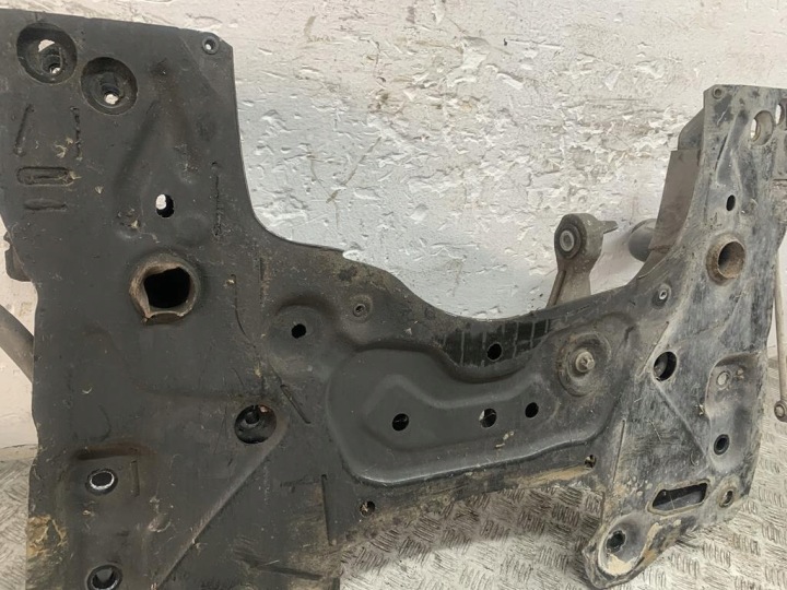 CHÂSSIS TRAÎNEAU BERCEAU ALFA ROMEO GIULIETTA 2.0 JTD 12 R 95485