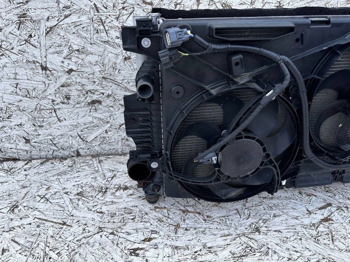 MONDEO MK5 RADIATEURS ENSEMBLE 2.0 D DG93-8C607-GC