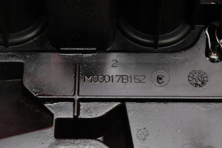 COUVERCLE DE SOUPAPES M03017B180 PEUGEOT 308 1 I T7 1.6 VTI 120 KM 07-11
