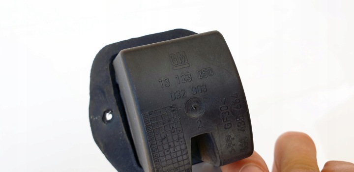 OPEL MERIVA A CLAPET REVÊTEMENT GOULOTTE DE REMPLISSAGE CARBURANTS ARGENTÉE CODE VERNIS Z157