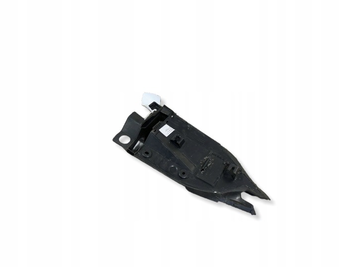 AUDI E-TRON 4KE821942 PROTECTION PLASTIQUE DROITE