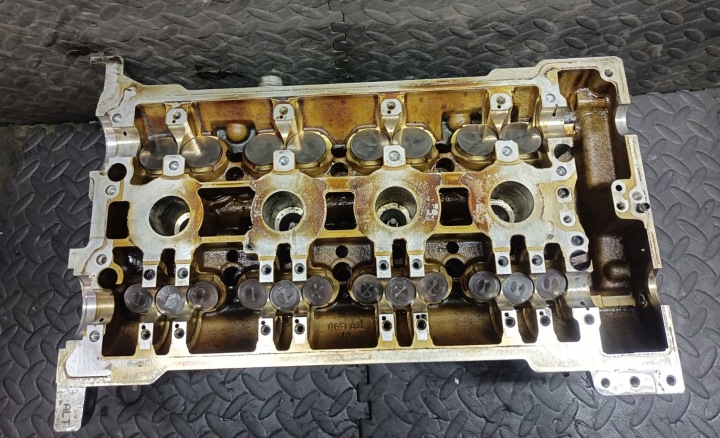 CULASSE MOTEUR AUDI A4 B6 B7 2.0 ALT 06B103373AR PLANIFIÉE