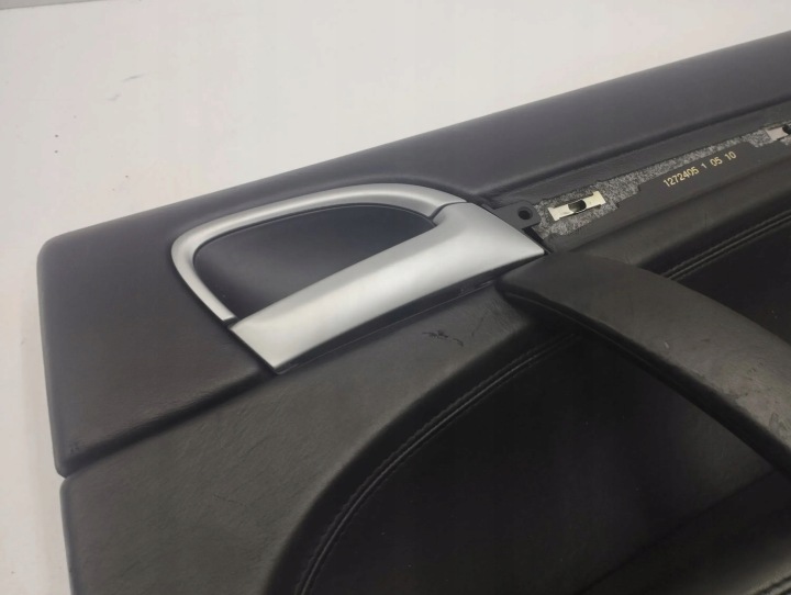 PORSCHE CAYENNE (9PA) 2005 DROITE CÔTÉ CARDAN BRODERIE PORTES ARRIÈRE
