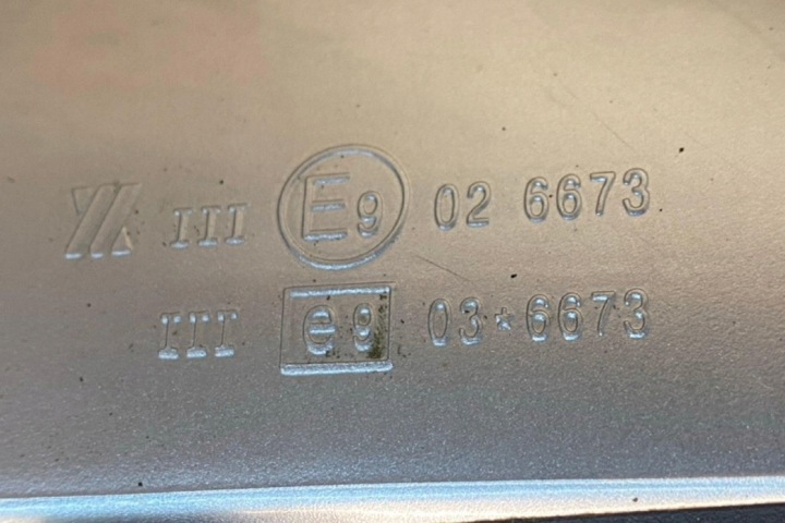 RÉTROVISEUR GAUCHE CITROËN BERLINGO (K9) E9026673 1.7L DIESEL 2013