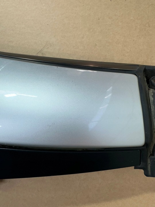 POTEAU TOITS GAUCHE PROTECTION GAUCHE CALANDRE MERCEDES SL R230, W230 ZA, C723