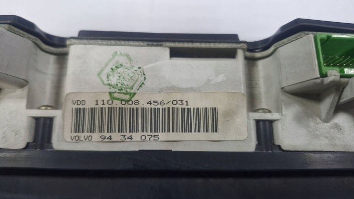 COMPTEUR COMPTEUR DE VITESSE VOLVO 850 9434075 2.3T5 R 2.0T5