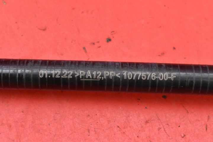 TUYAU FIL TUYAU EAU 1077576-00-F TESLA MODÈLE Y 78.4 KWH 514 KM 20-