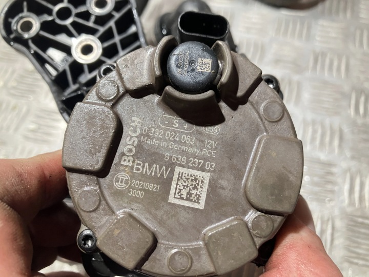 POMPE À EAU SOUPAPE FIL TUYAU MINI F56 COOPER SE LCI ELEKTRYK