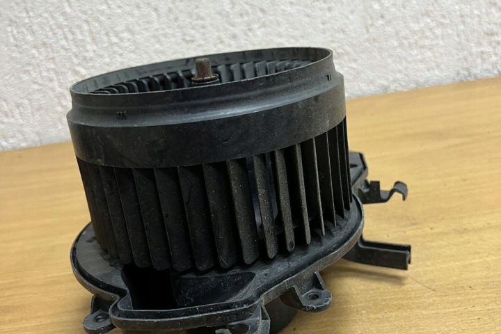 VENTILATEUR RADIATEURS MERCEDES-BENZ C (W203) D8425 DIESEL 2002