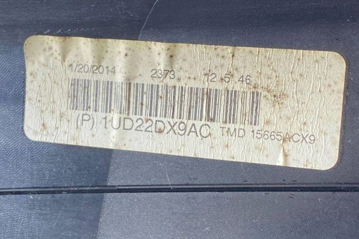 ARRIÈRE DROITE MOULURE DÉCORATIVE SEUIL JEEP CHEROKEE 1UD22DX9AC 3.2L GASOLINE