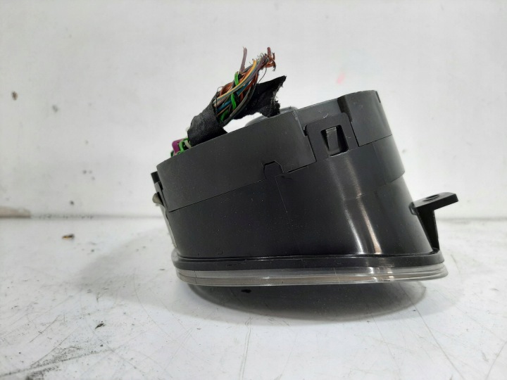 SEAT TOLEDO II 1.6 16V 04R COMPTEUR TABLEAU DE BORD 1M0920822A
