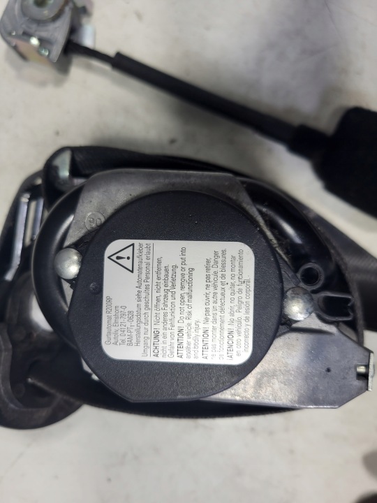CEINTURE DE SÉCURITÉ DROIT AVANT TENDEUR C4 PICASSO II 98010201XX