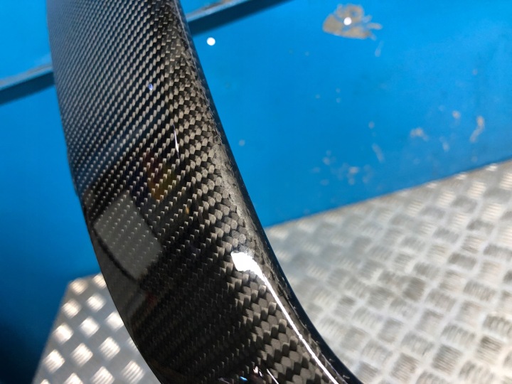 AUDI RS6 A6 C8 UNIVERSEL MOULURE PARE-CHOCS DROIT ARRIÈRE CARBONE DROITE 4K8807732A