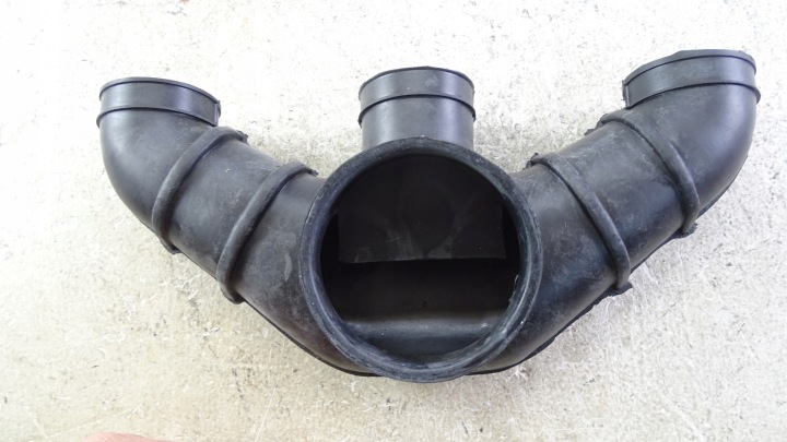 P496 KAWASAKI MACH III KH 500 BRIDE AIR ADMISSION CONDUIT D'AIR 11015-033 2330