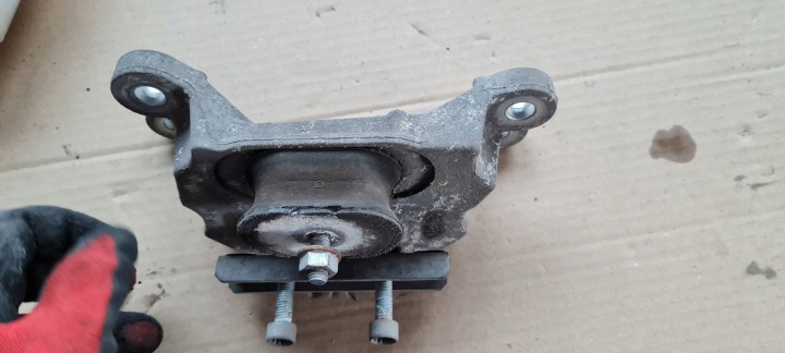 A4 B8 LIFT POIGNÉE COUSSIN BOÎTE DE VITESSES AUTOMATE 2.0 TDI 8K0399115T A5 8T