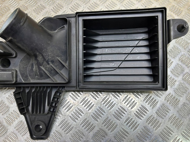 CHÂSSIS FILTRE AIR BMW 1 F20 F21 3 F30 F31 2013 70518554