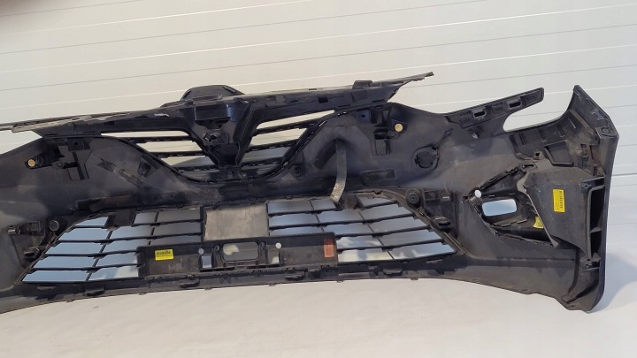 RENAULT CLIO V 5 19R- PARE-CHOCS AVANT AVANT
