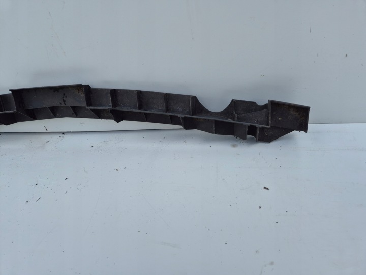 SIGNUM VECTRA C 03-05 GLISSIÈRE SUPPORT CENTRAL PARE-CHOCS AVANT 13209471